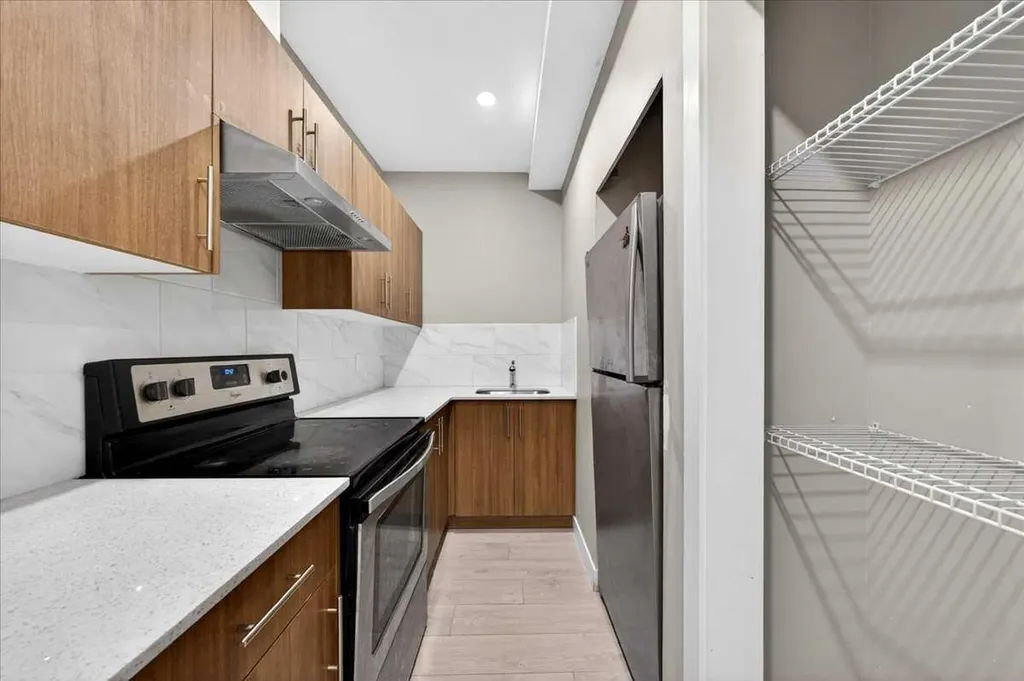 168 Corner Meadows Way NE Calgary AB T3N1Y4