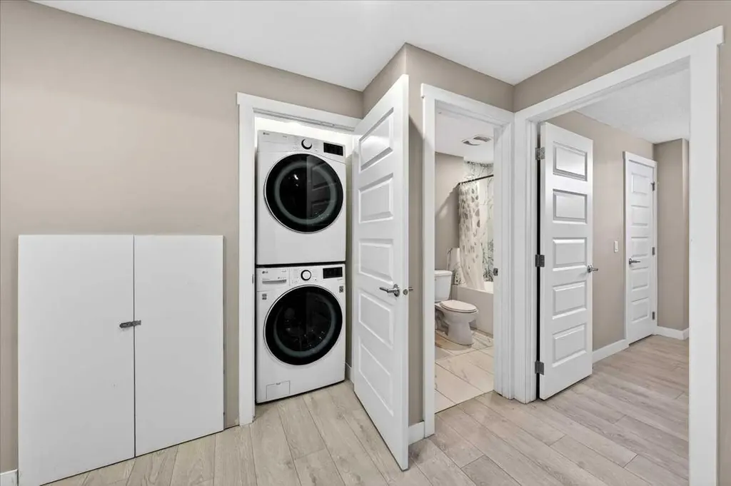 168 Corner Meadows Way NE Calgary AB T3N1Y4