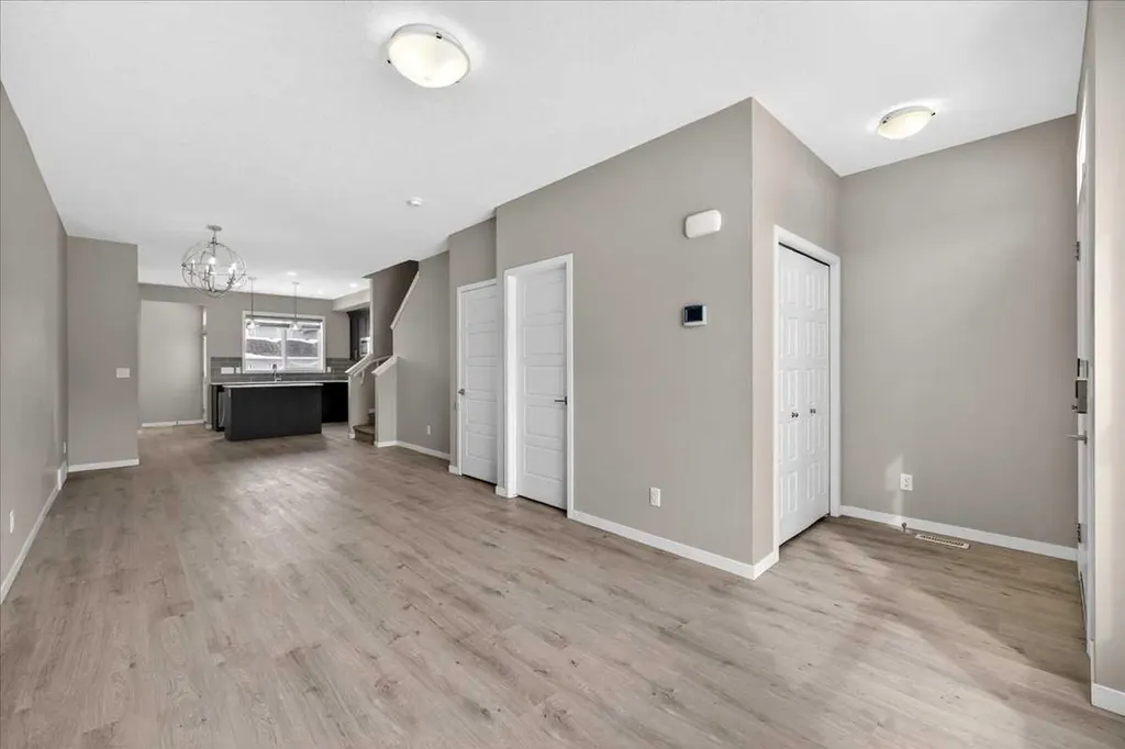 168 Corner Meadows Way NE Calgary AB T3N1Y4