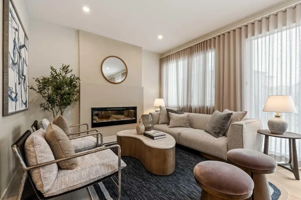 103 Silver Spruce Grove Calgary AB T2X 5M1