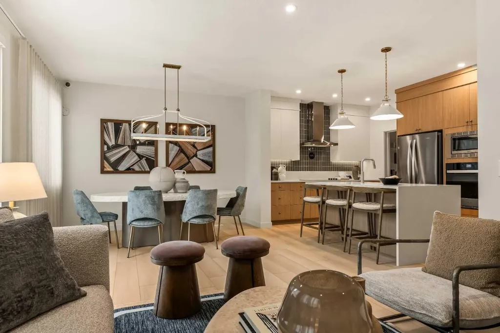 103 Silver Spruce Grove Calgary AB T2X 5M1