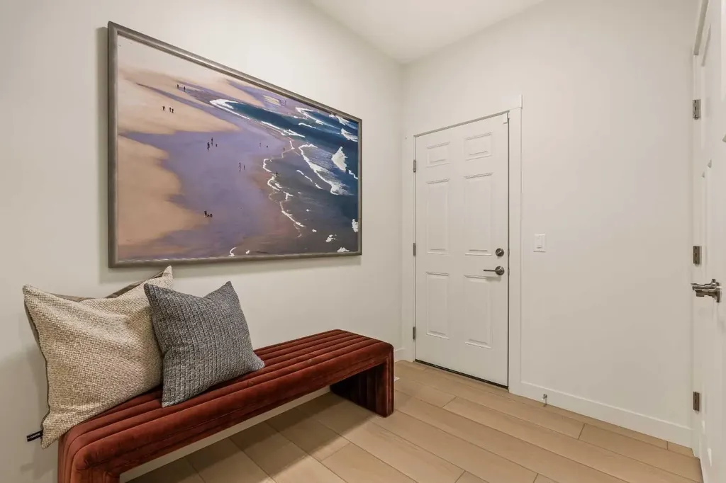 103 Silver Spruce Grove Calgary AB T2X 5M1