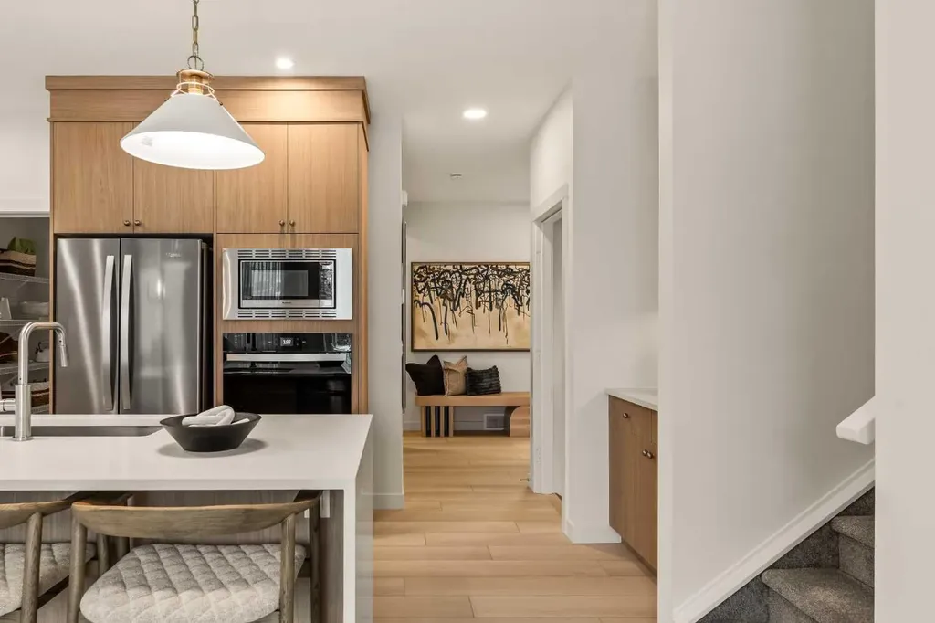 103 Silver Spruce Grove Calgary AB T2X 5M1