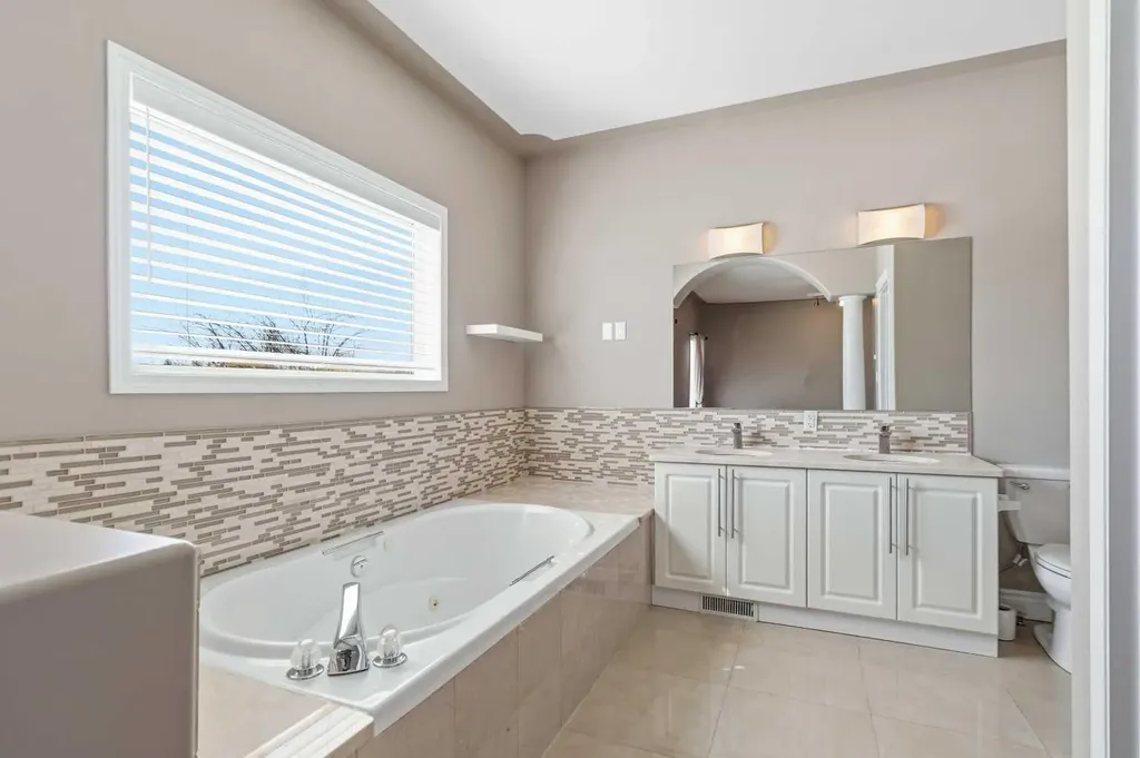 301 Brett Drive Fort Mcmurray AB T9K 1S7