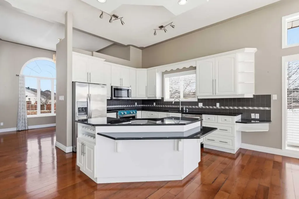 301 Brett Drive Fort Mcmurray AB T9K 1S7
