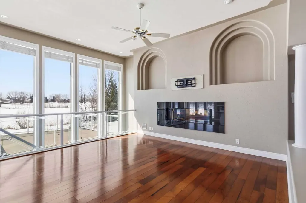 301 Brett Drive Fort Mcmurray AB T9K 1S7