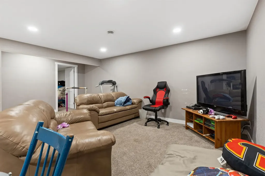 48324 834 Highway Rural Camrose County AB T0B 2M2
