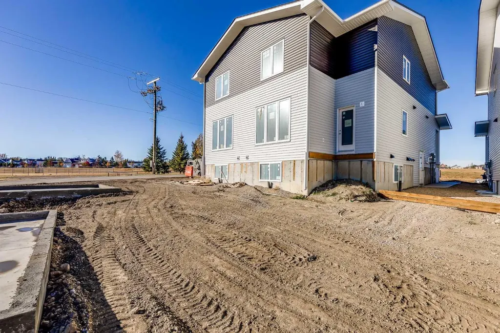 1903 Mccaskill Drive Crossfield AB T0M 0S0