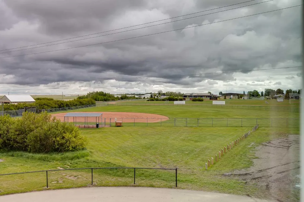 1903 Mccaskill Drive Crossfield AB T0M 0S0