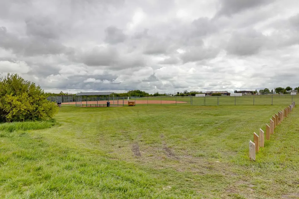 1903 Mccaskill Drive Crossfield AB T0M 0S0