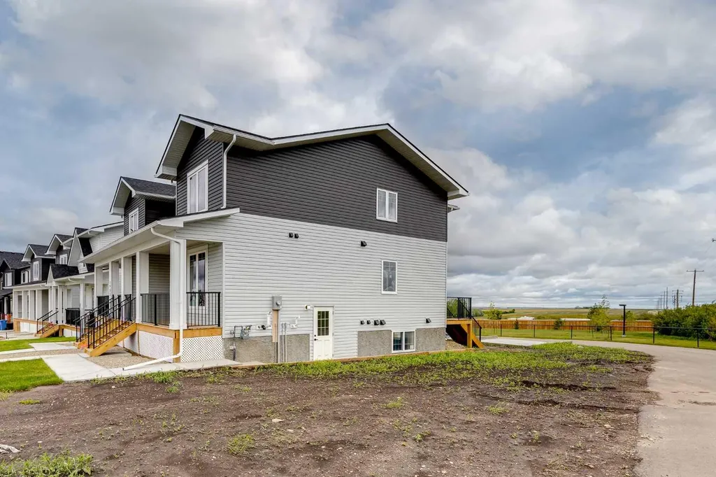 1903 Mccaskill Drive Crossfield AB T0M 0S0