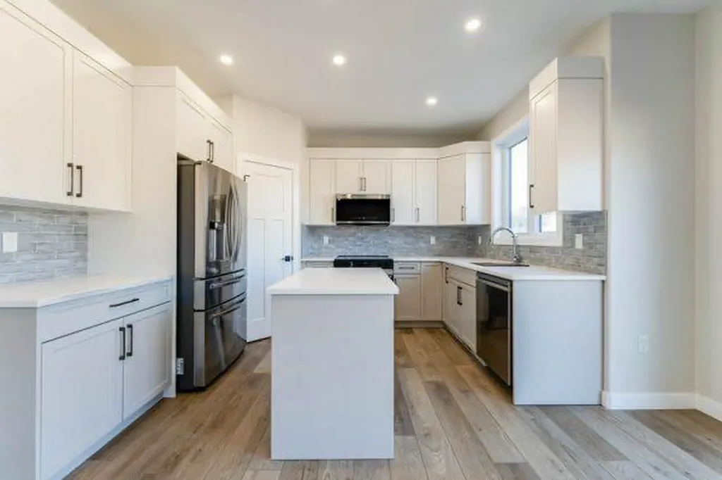157 10 Avenue SE Drumheller AB T0J0Y6