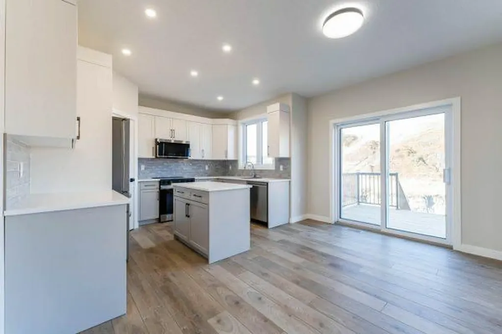 157 10 Avenue SE Drumheller AB T0J0Y6
