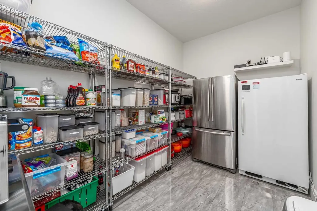 17195 316 Avenue E Rural Foothills County AB T1S 3S4
