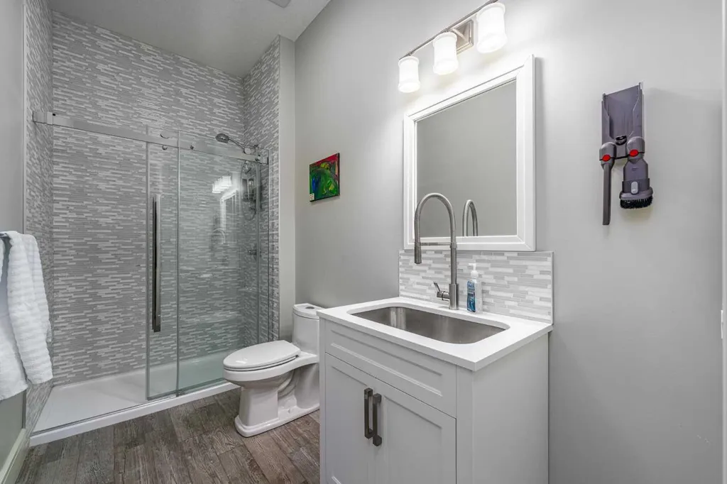 17195 316 Avenue E Rural Foothills County AB T1S 3S4