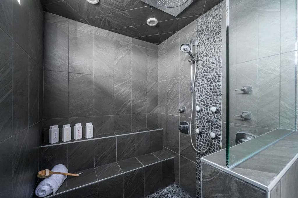 17195 316 Avenue E Rural Foothills County AB T1S 3S4