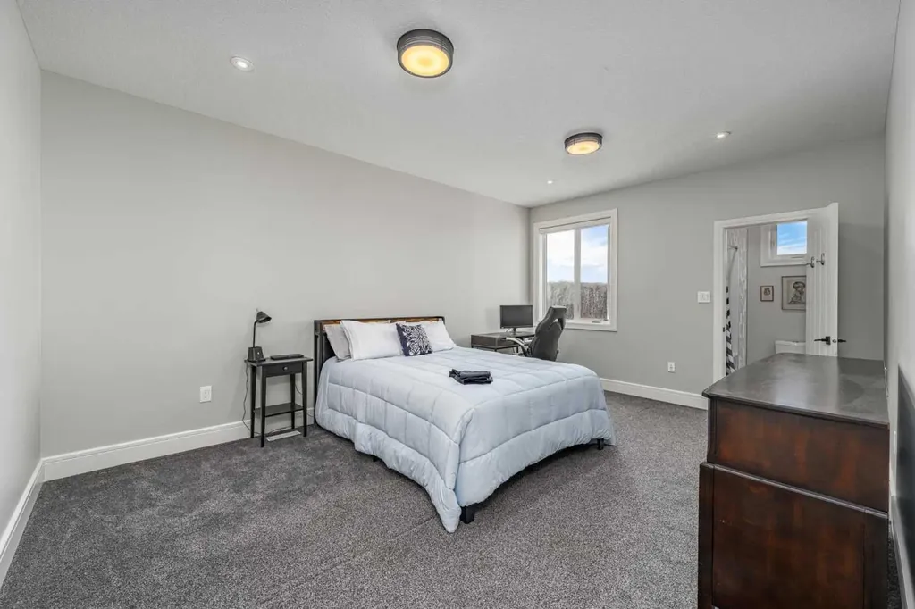 17195 316 Avenue E Rural Foothills County AB T1S 3S4