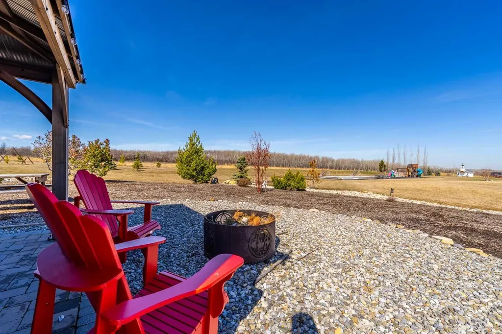 17195 316 Avenue E Rural Foothills County AB T1S 3S4