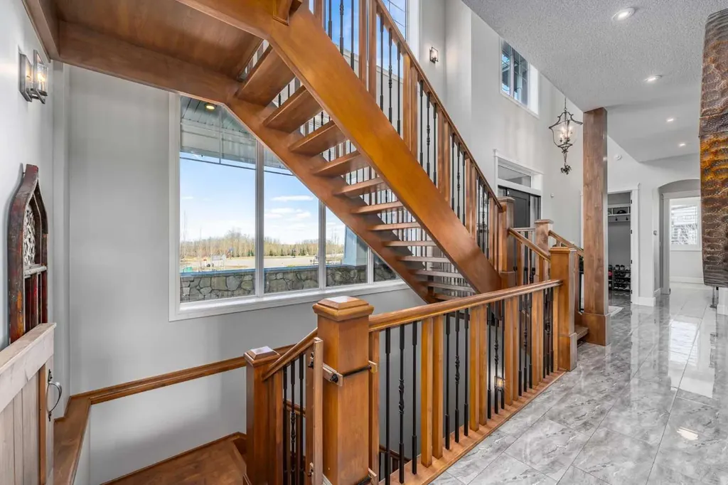 17195 316 Avenue E Rural Foothills County AB T1S 3S4