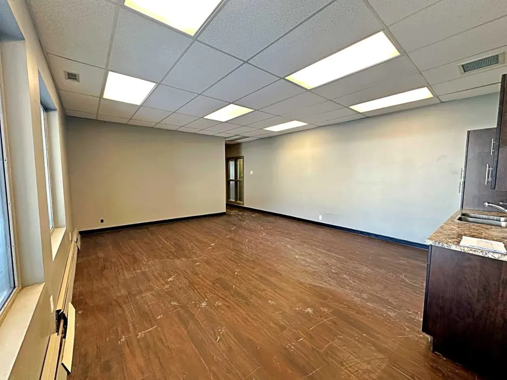 9714 Main Street Fort Mcmurray AB T9H 1T6