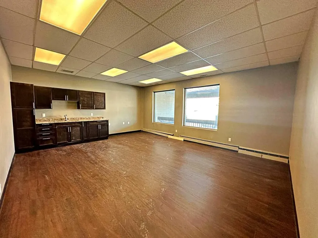 9714 Main Street Fort Mcmurray AB T9H 1T6