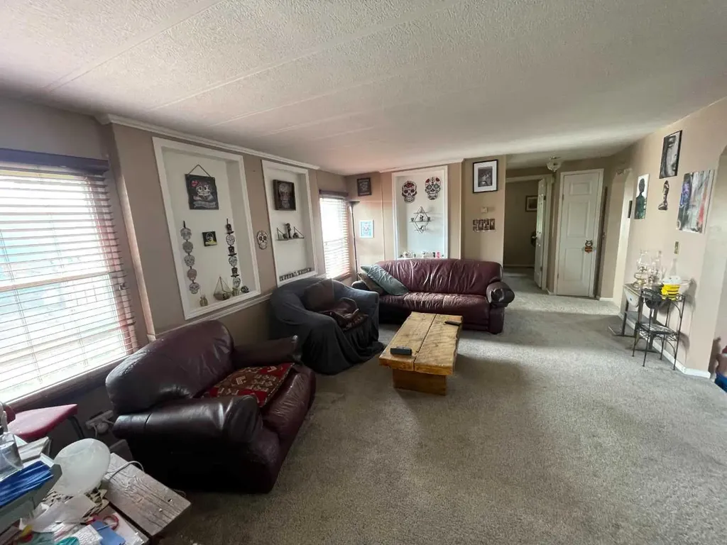 39 Southridge Crescent Didsbury AB T0M 0W0