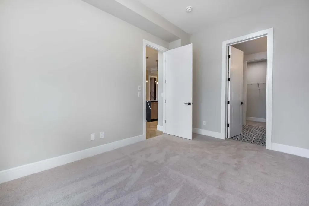 4270 Norford Avenue Calgary AB T3B 6P8