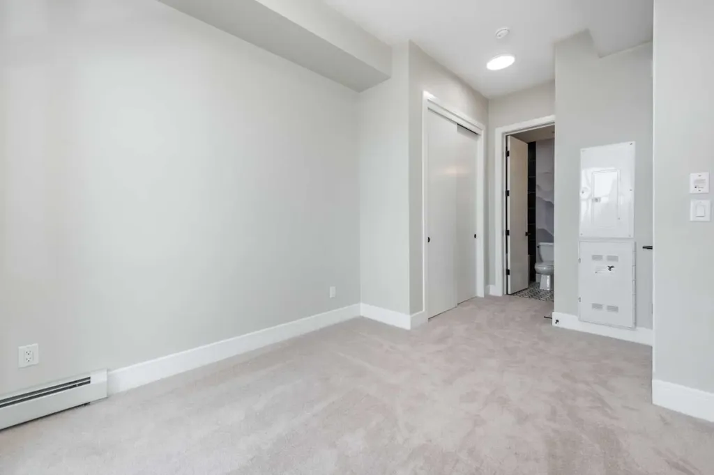 4270 Norford Avenue Calgary AB T3B 6P8