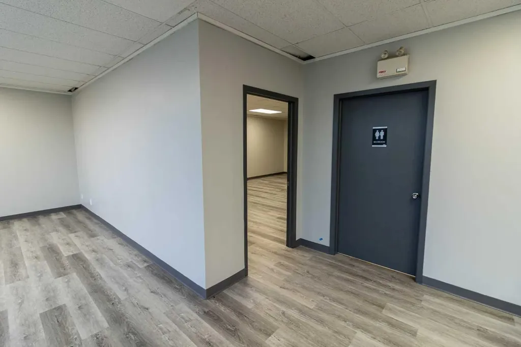 4041 74 Avenue SE Calgary AB T2C 4E3