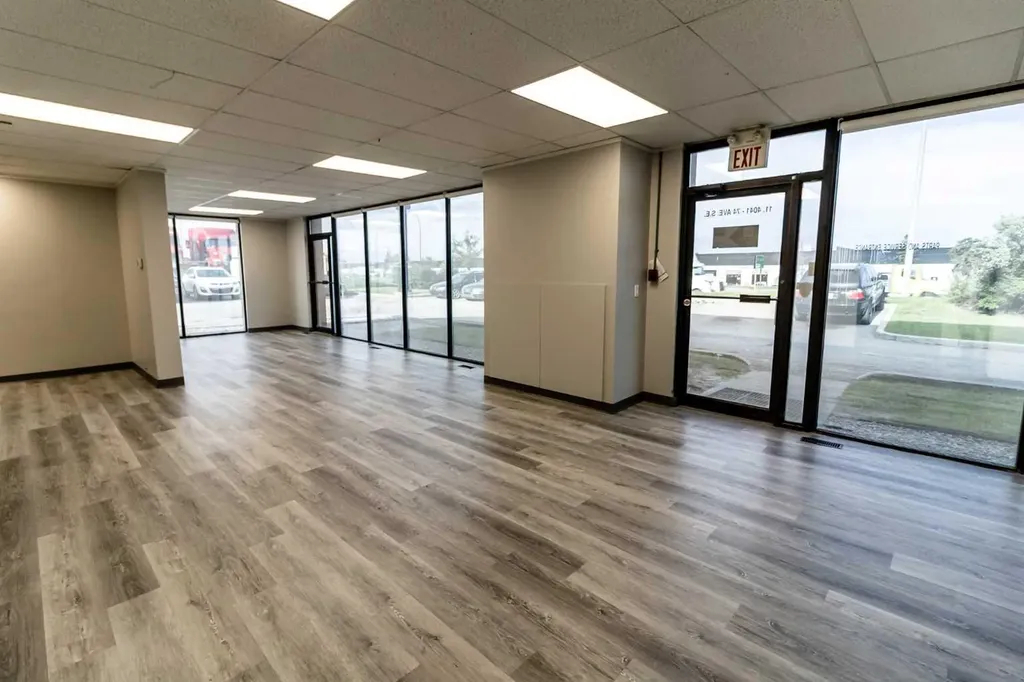 4041 74 Avenue SE Calgary AB T2C 4E3