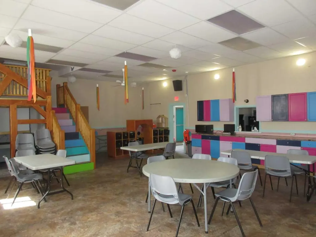 4928 49 Street Rocky Mountain House AB T4T 1C2
