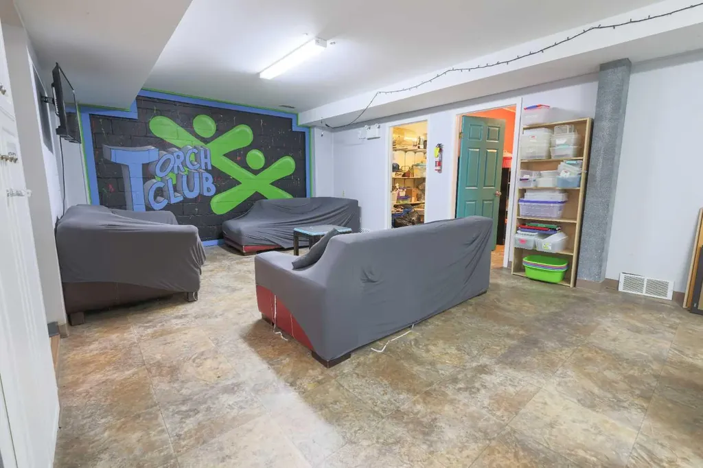 4928 49 Street Rocky Mountain House AB T4T 1C2