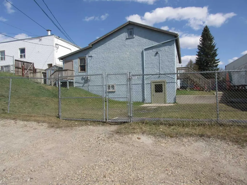 4928 49 Street Rocky Mountain House AB T4T 1C2
