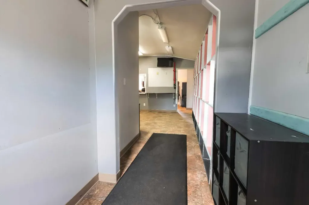 4928 49 Street Rocky Mountain House AB T4T 1C2