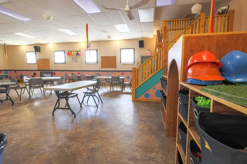4928 49 Street Rocky Mountain House AB T4T 1C2