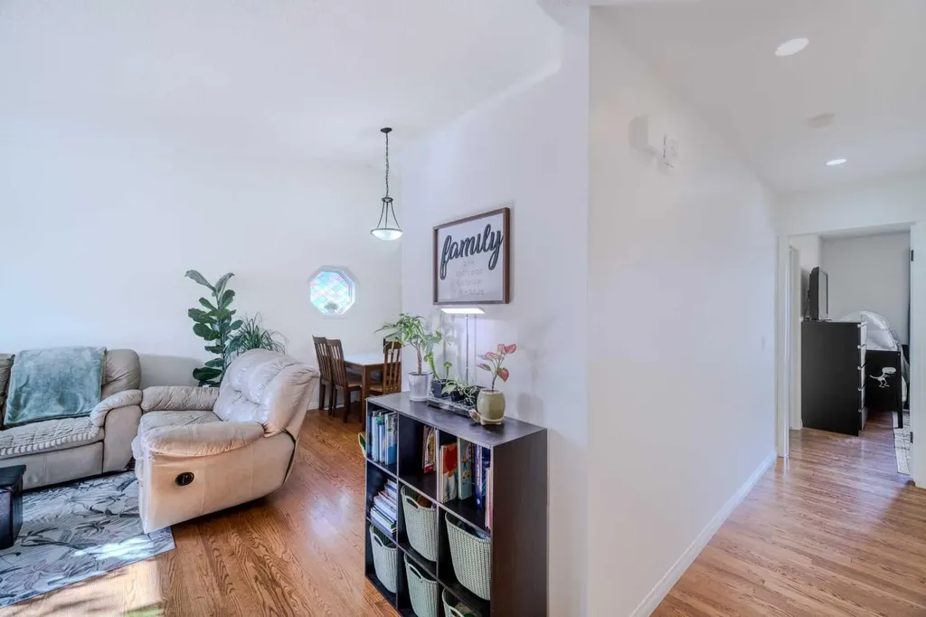 239 Arbour Wood Close NW Calgary AB T3G 4C3