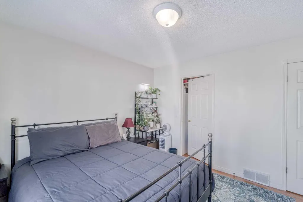 239 Arbour Wood Close NW Calgary AB T3G 4C3