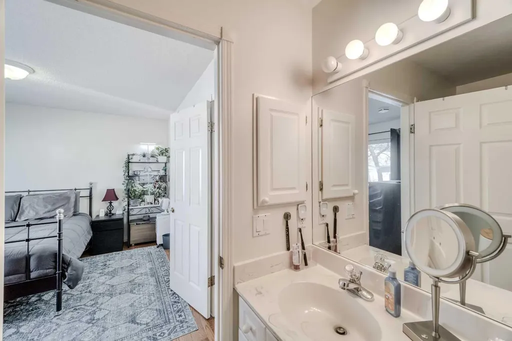 239 Arbour Wood Close NW Calgary AB T3G 4C3