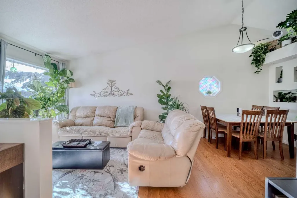 239 Arbour Wood Close NW Calgary AB T3G 4C3