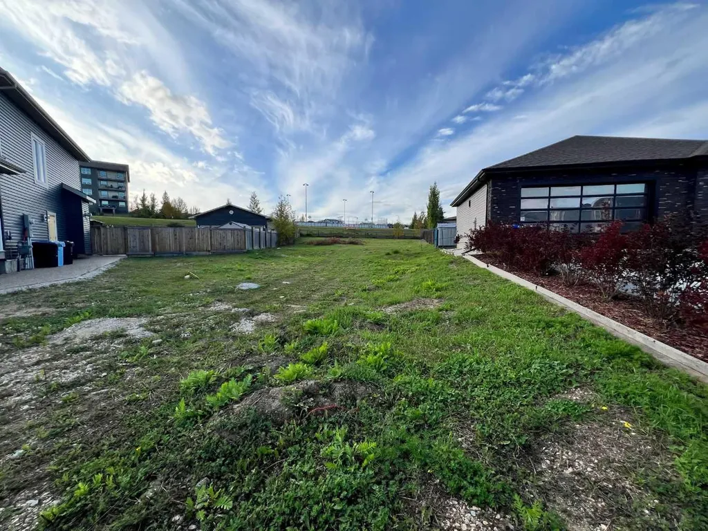 125 Shalestone Place Fort Mcmurray AB T9K 0T5