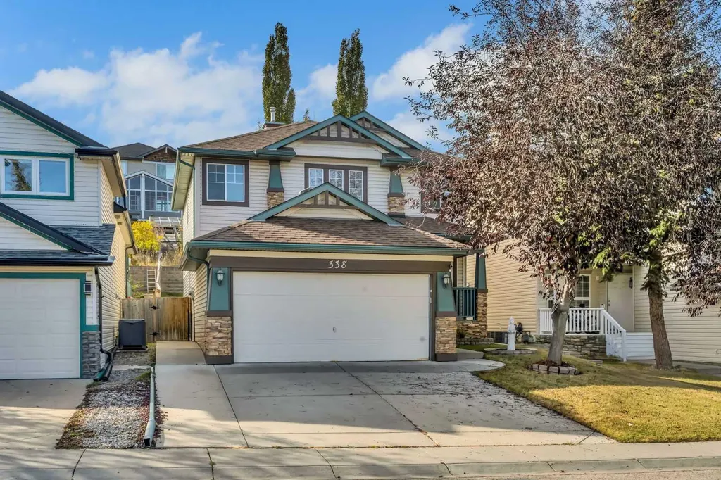 338 Panamount Drive NW Calgary AB T3K 5M1