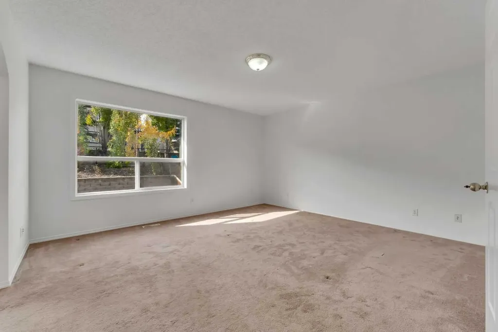 338 Panamount Drive NW Calgary AB T3K 5M1