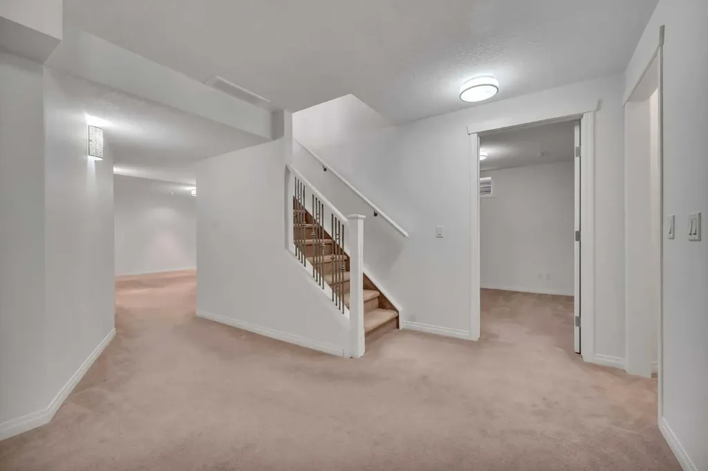 338 Panamount Drive NW Calgary AB T3K 5M1