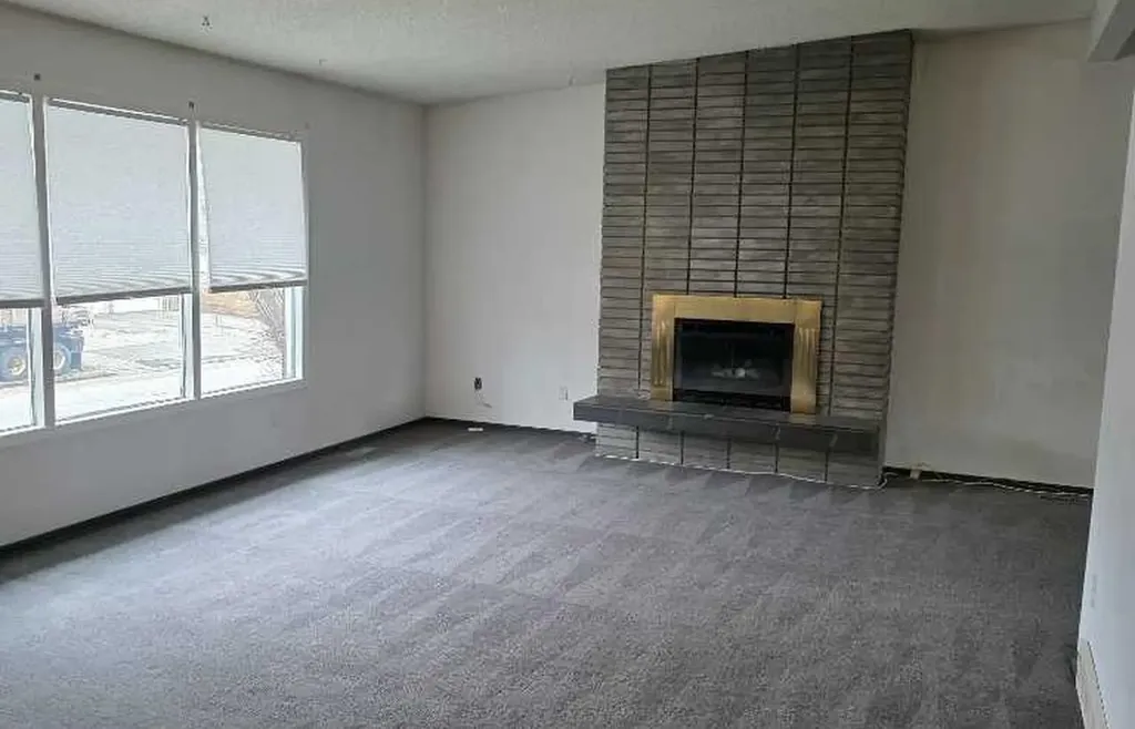 2822 13 Avenue SE Calgary AB T2A0J3