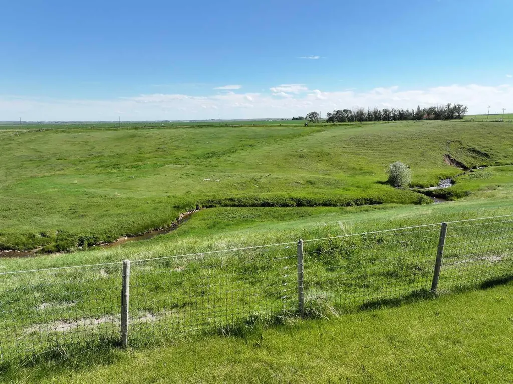 124025 Range Road 214 Picture Butte AB T0K 1V0