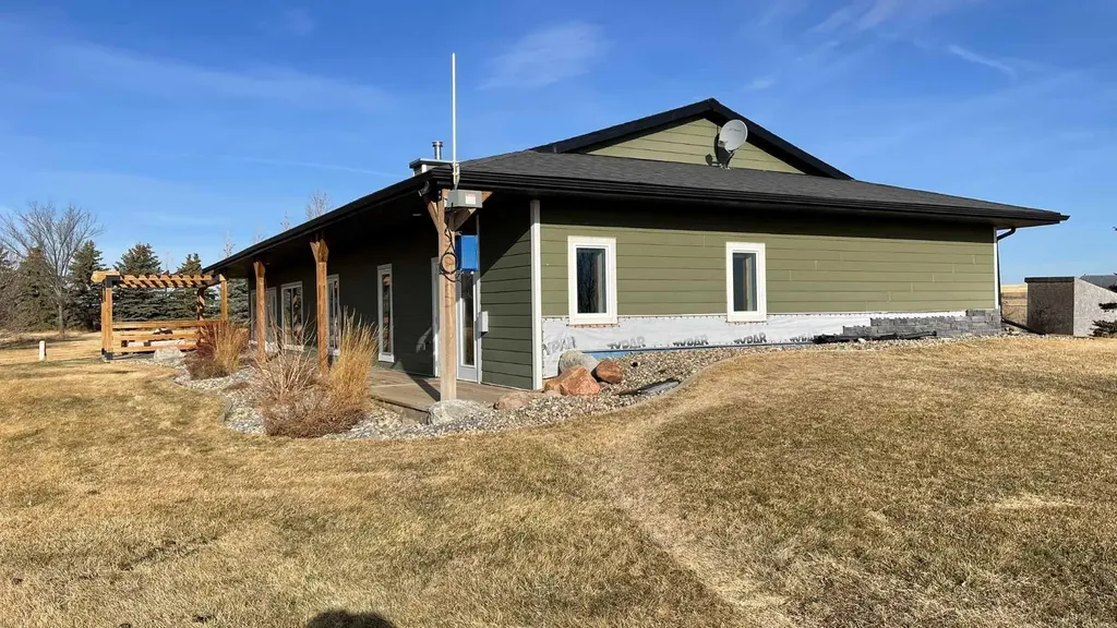124025 Range Road 214 Picture Butte AB T0K 1V0