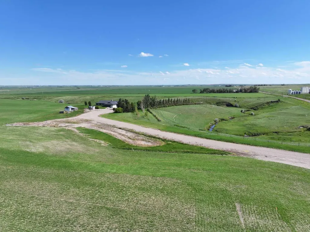 124025 Range Road 214 Picture Butte AB T0K 1V0