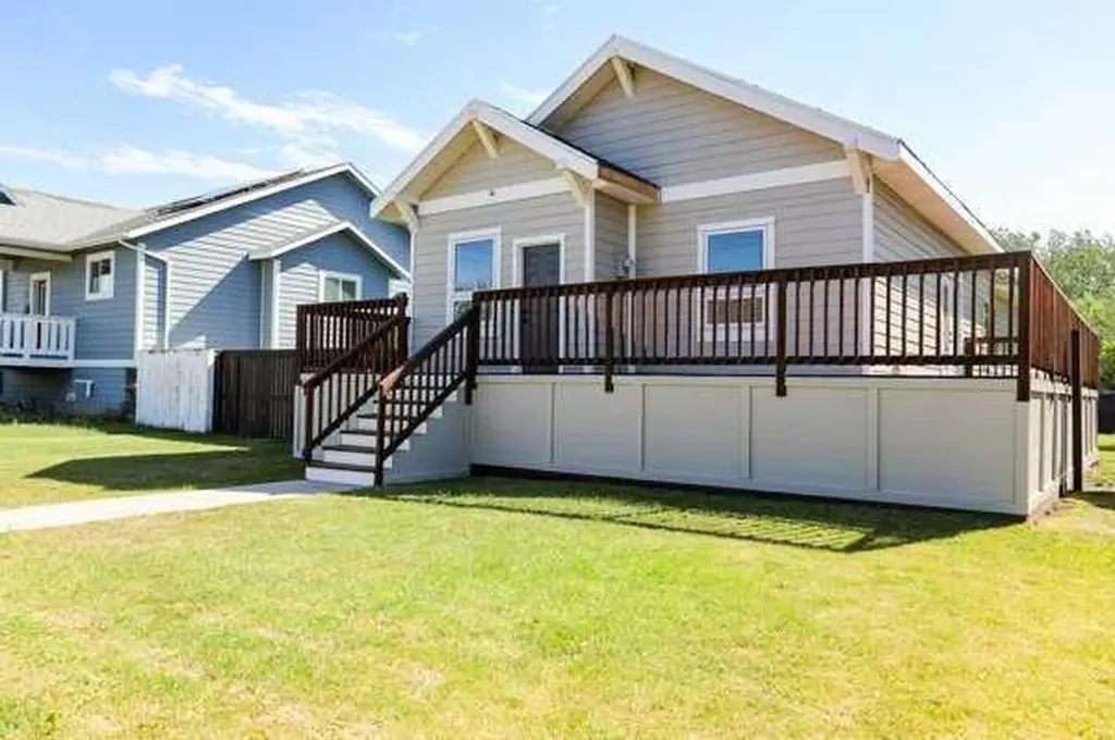 169 Heritage Road S Magrath AB T0K 1J0