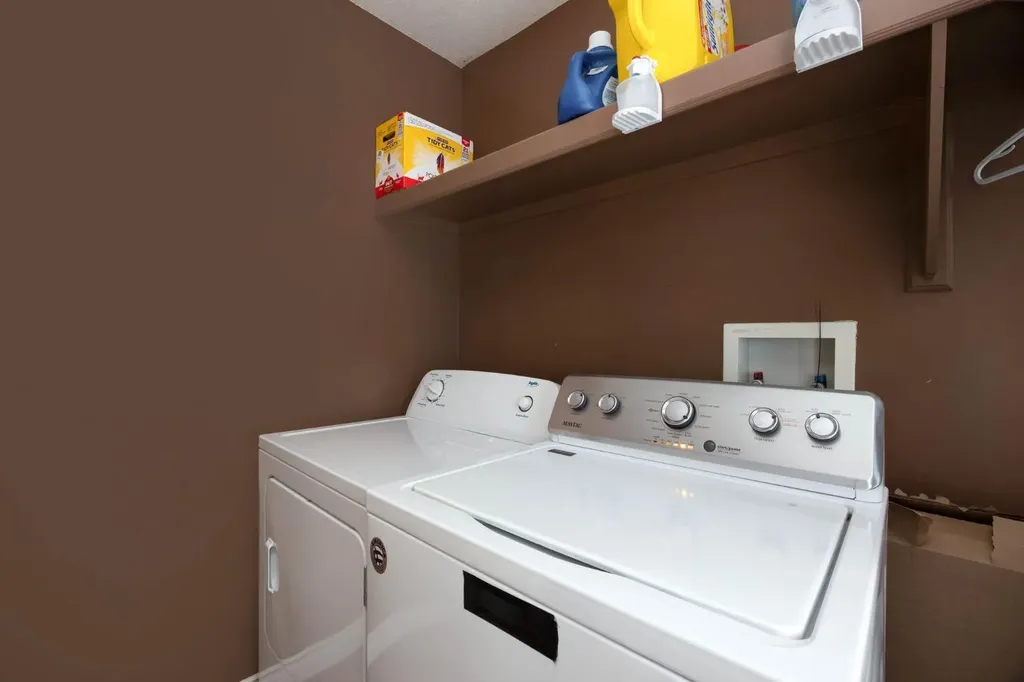 182 Mcdougall Crescent Fort Mcmurray AB T9K 2P7