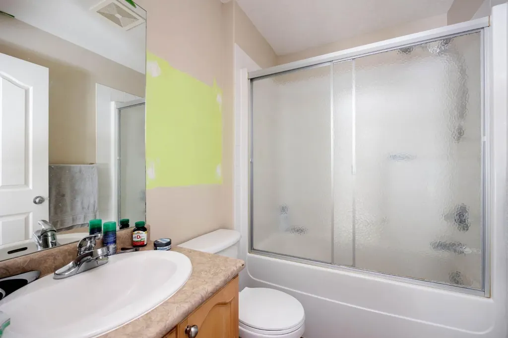 182 Mcdougall Crescent Fort Mcmurray AB T9K 2P7